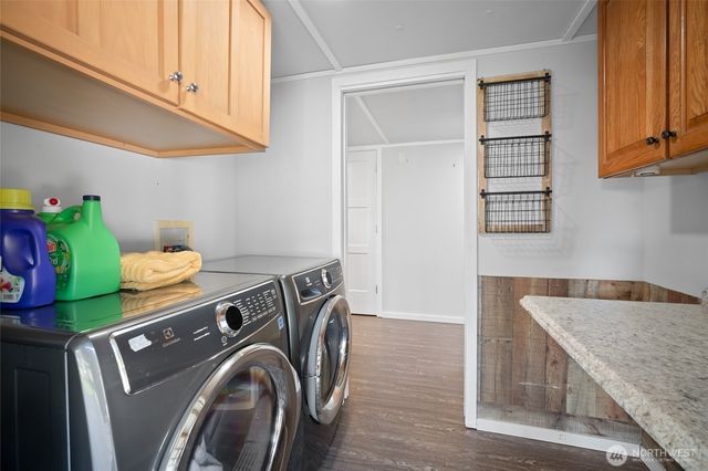 6978 Hannegan Road, Lynden, WA 98264