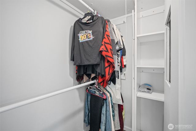 6978 Hannegan Road, Lynden, WA 98264