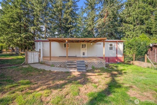 6978 Hannegan Road, Lynden, WA 98264