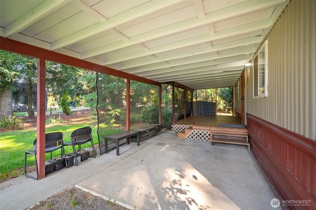 6978 Hannegan Road, Lynden, WA 98264