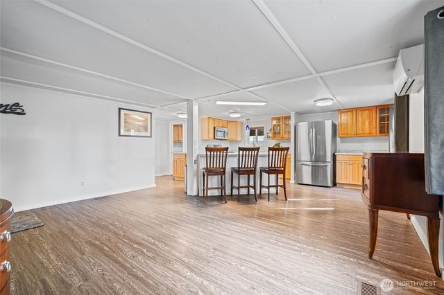 6978 Hannegan Road, Lynden, WA 98264