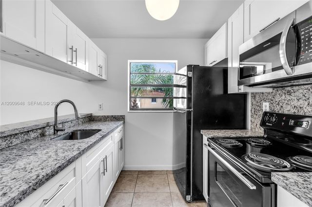 18206 Mediterranean Blvd 5-21, Hialeah, FL 33015