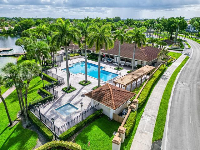 18206 Mediterranean Blvd 5-21, Hialeah, FL 33015