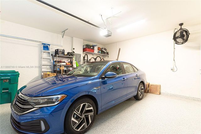 4260 NW 82nd Ave, Doral, FL 33166