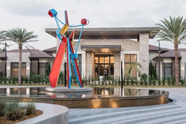 4260 NW 82nd Ave, Doral, FL 33166