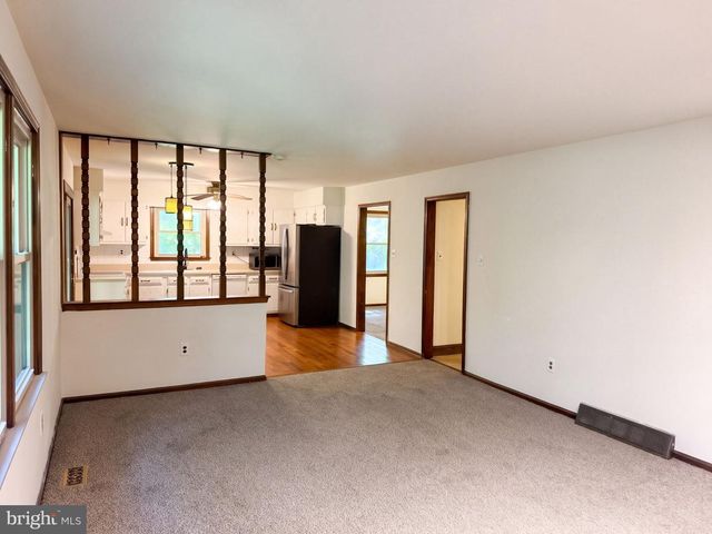 106 YORKTOWN CT, Medford, NJ 08055