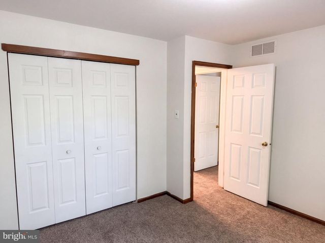 106 YORKTOWN CT, Medford, NJ 08055