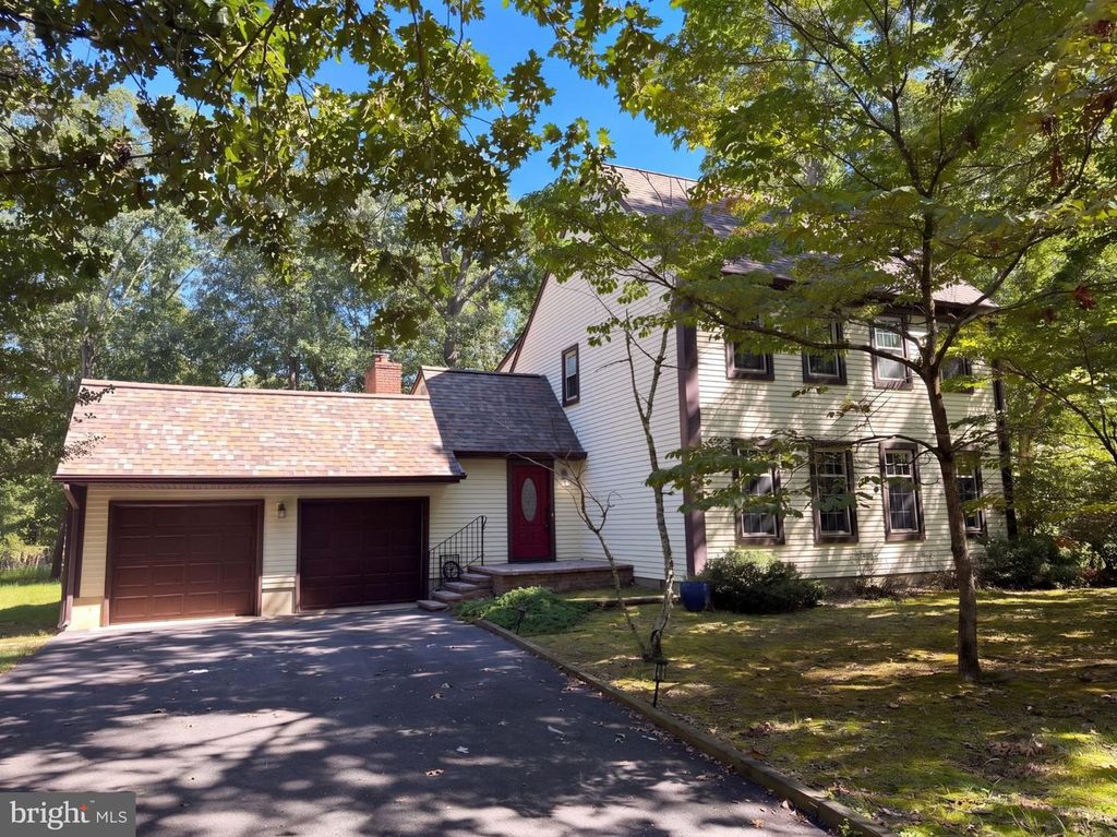 106 YORKTOWN CT, MEDFORD, NJ 08055 — exterior