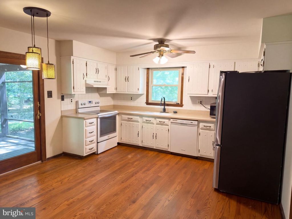 106 YORKTOWN CT, MEDFORD, NJ 08055 — photo 2