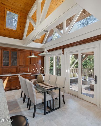 1720 Earlmont Avenue, La Canada Flintridge, CA 91011