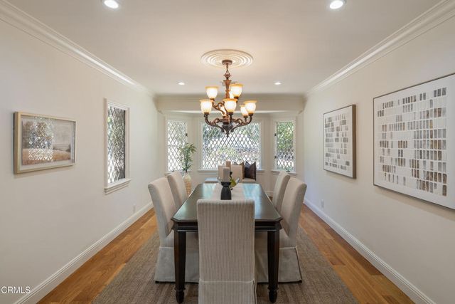 1720 Earlmont Avenue, La Canada Flintridge, CA 91011