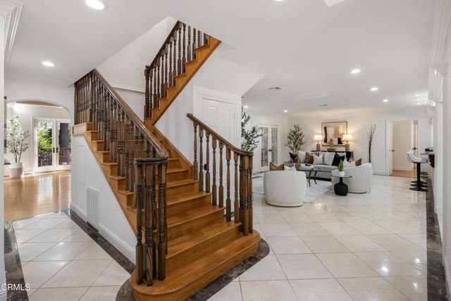 1720 Earlmont Avenue, La Canada Flintridge, CA 91011