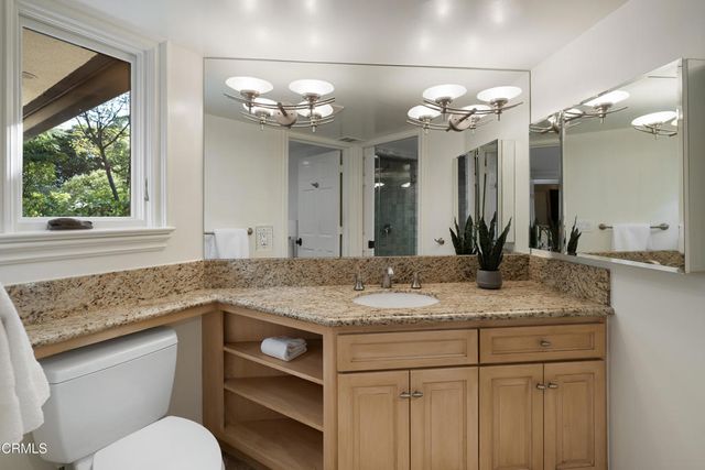 1720 Earlmont Avenue, La Canada Flintridge, CA 91011