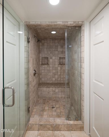 1720 Earlmont Avenue, La Canada Flintridge, CA 91011