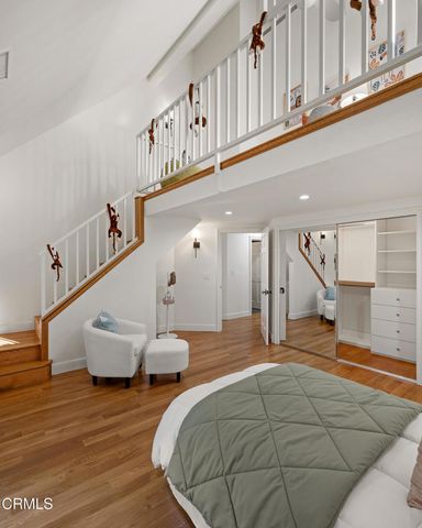 1720 Earlmont Avenue, La Canada Flintridge, CA 91011