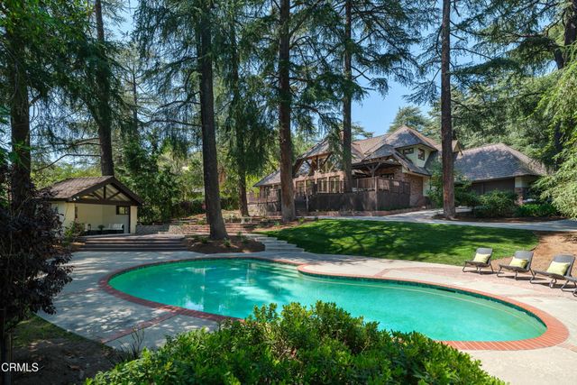 1720 Earlmont Avenue, La Canada Flintridge, CA 91011