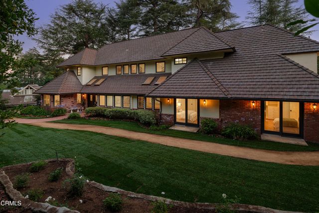 1720 Earlmont Avenue, La Canada Flintridge, CA 91011