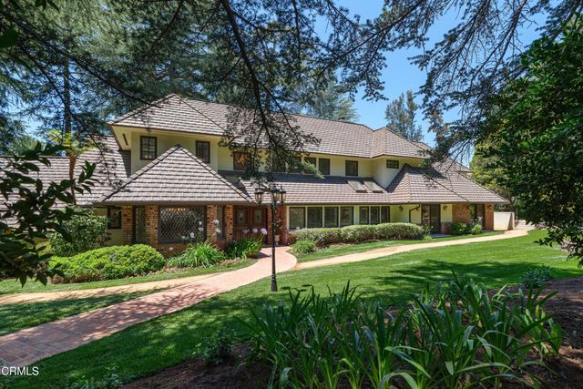 1720 Earlmont Avenue, La Canada Flintridge, CA 91011