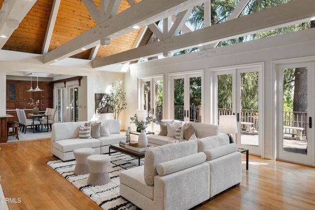 1720 Earlmont Avenue, La Canada Flintridge, CA 91011