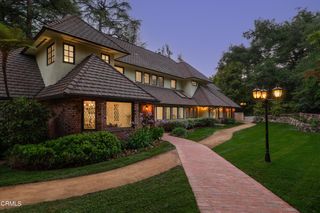 1720 Earlmont Avenue, La Canada Flintridge, CA 91011