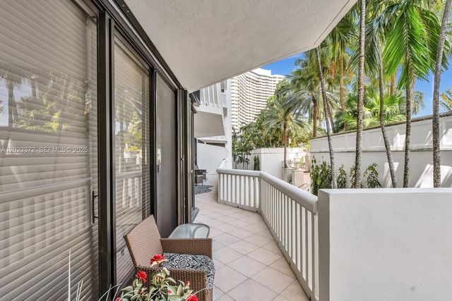 2000 Island Blvd 305, Aventura, FL 33160
