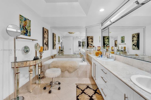 2000 Island Blvd 305, Aventura, FL 33160
