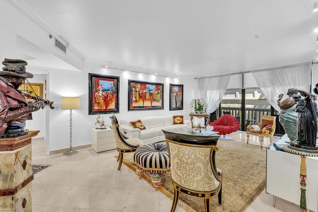 2000 Island Blvd 305, Aventura, FL 33160