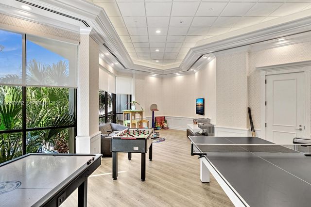 2000 Island Blvd 305, Aventura, FL 33160