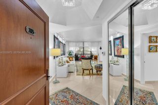 2000 Island Blvd 305, Aventura, FL 33160