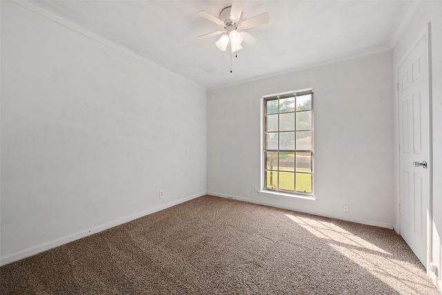 657 Sue Ann Lane, Burleson, TX 76028