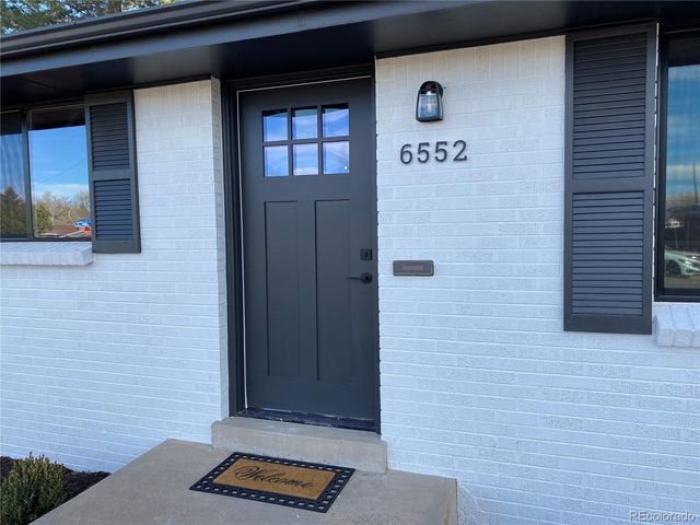 6552 S Pearl Street, Centennial, CO 80121