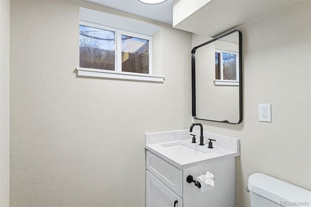 6552 S Pearl Street, Centennial, CO 80121