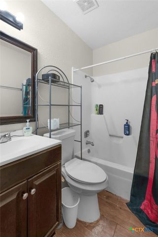 2110 Robert E Lee Drive, Killeen, TX 76543