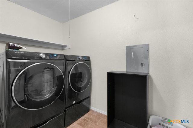 2110 Robert E Lee Drive, Killeen, TX 76543