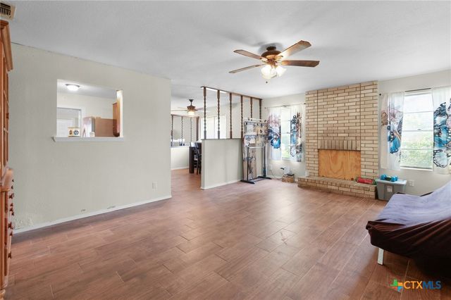 2110 Robert E Lee Drive, Killeen, TX 76543