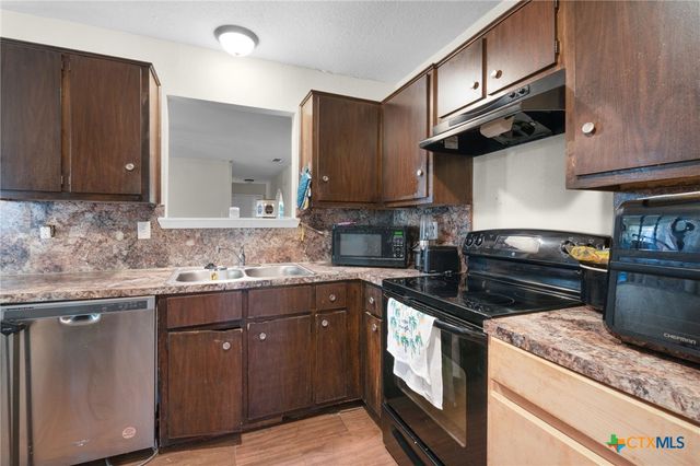2110 Robert E Lee Drive, Killeen, TX 76543