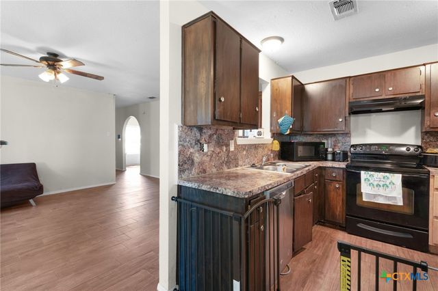 2110 Robert E Lee Drive, Killeen, TX 76543