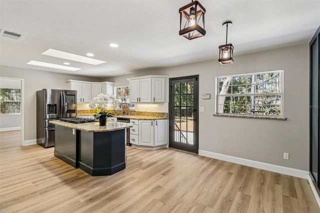 610 SPRING VALLEY ROAD, Altamonte Springs, FL 32714