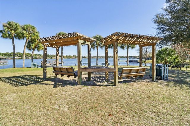 610 SPRING VALLEY ROAD, Altamonte Springs, FL 32714