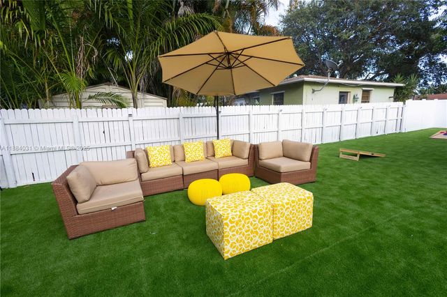 1435 Grant St na, Hollywood, FL 33020