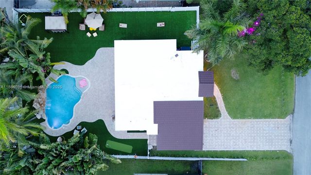 1435 Grant St na, Hollywood, FL 33020