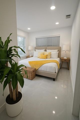 1435 Grant St na, Hollywood, FL 33020
