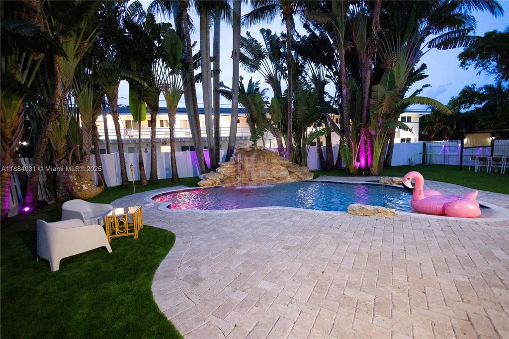 1435 Grant St na, Hollywood, FL 33020