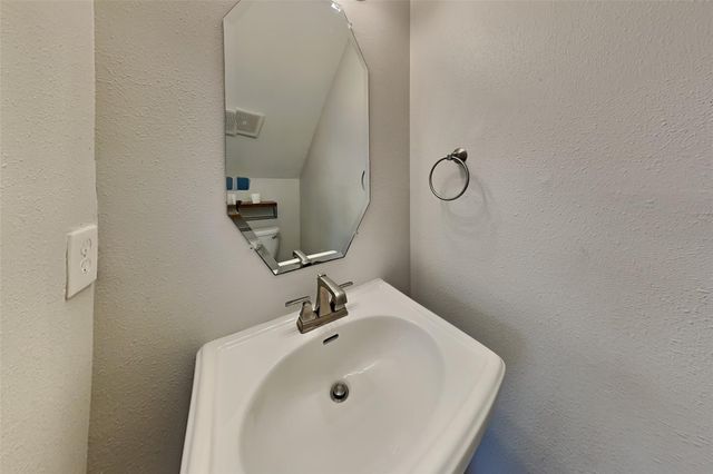 14006 Honey Bee Court, Houston, TX 77039