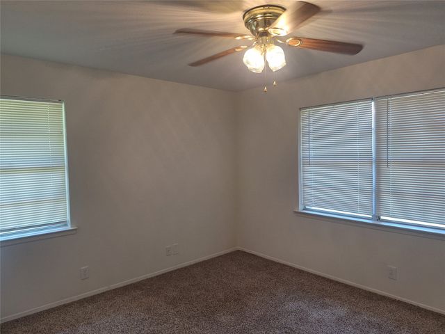 513 Simmons Drive, Euless, TX 76040