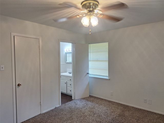 513 Simmons Drive, Euless, TX 76040