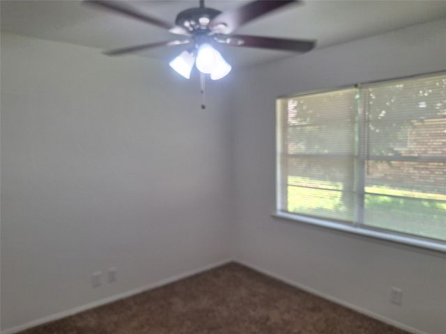 513 Simmons Drive, Euless, TX 76040