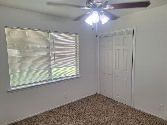 513 Simmons Drive, Euless, TX 76040