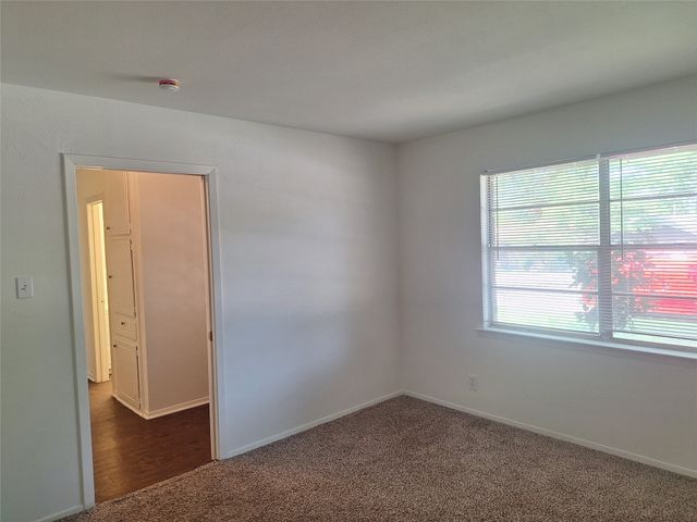 513 Simmons Drive, Euless, TX 76040
