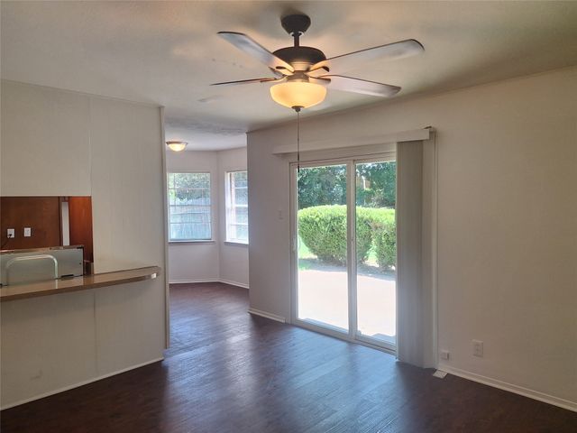 513 Simmons Drive, Euless, TX 76040